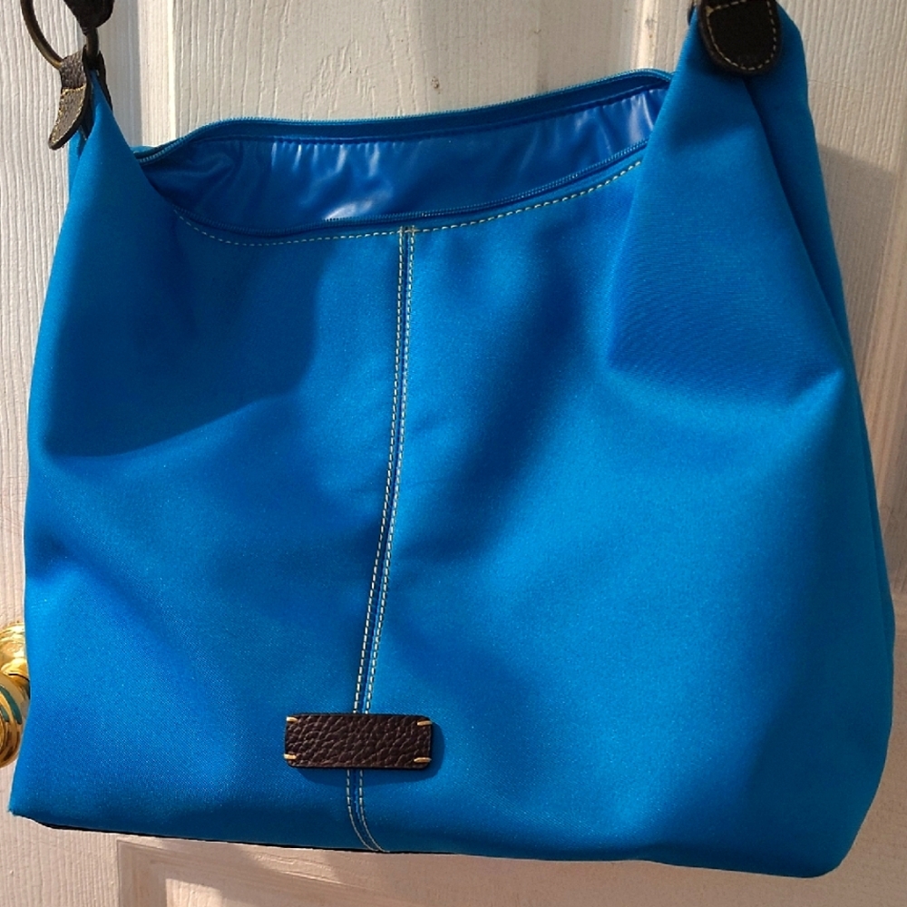 Chic Blue Shoulder Bag
